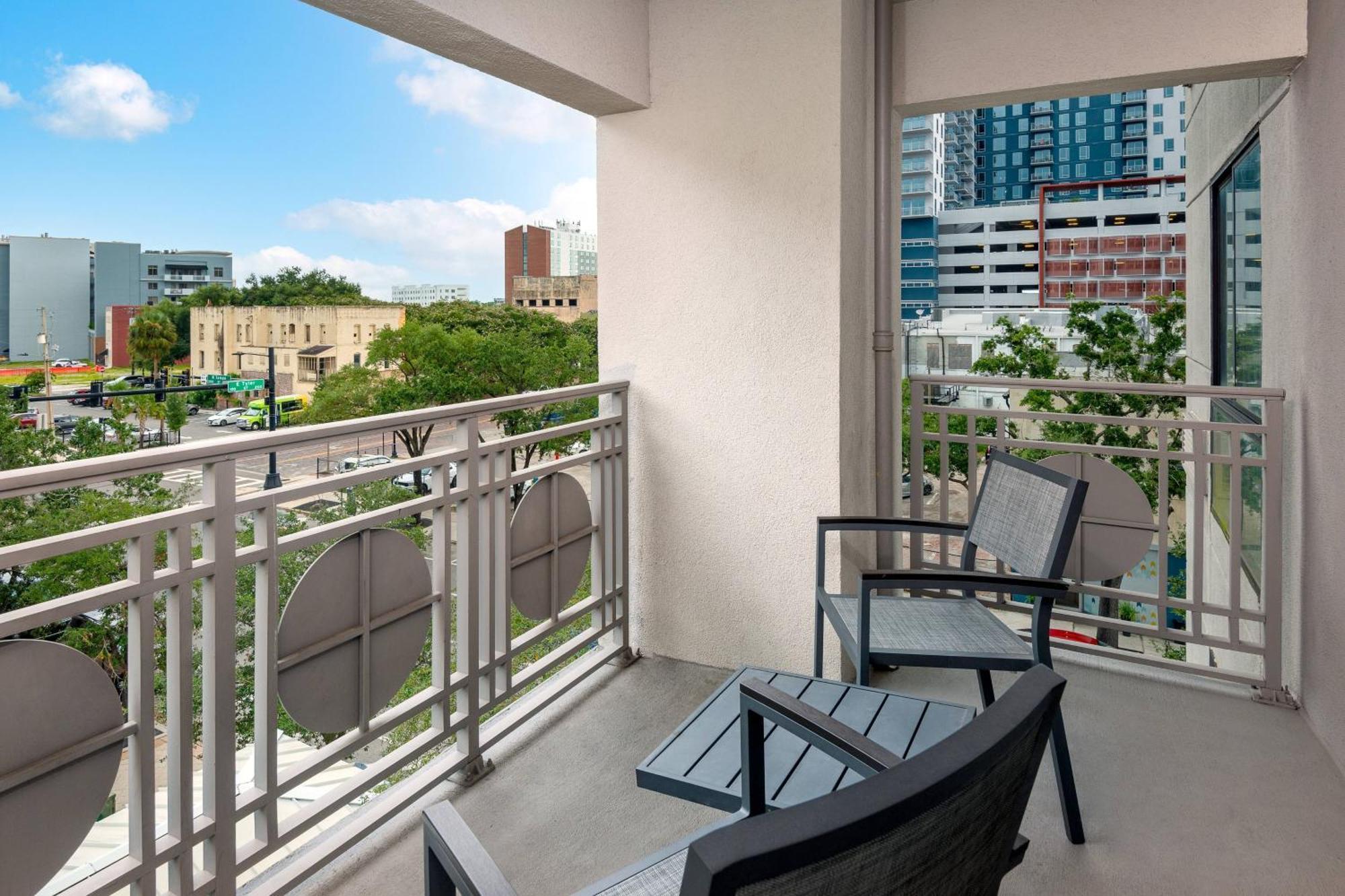 Courtyard Tampa Downtown Otel Dış mekan fotoğraf