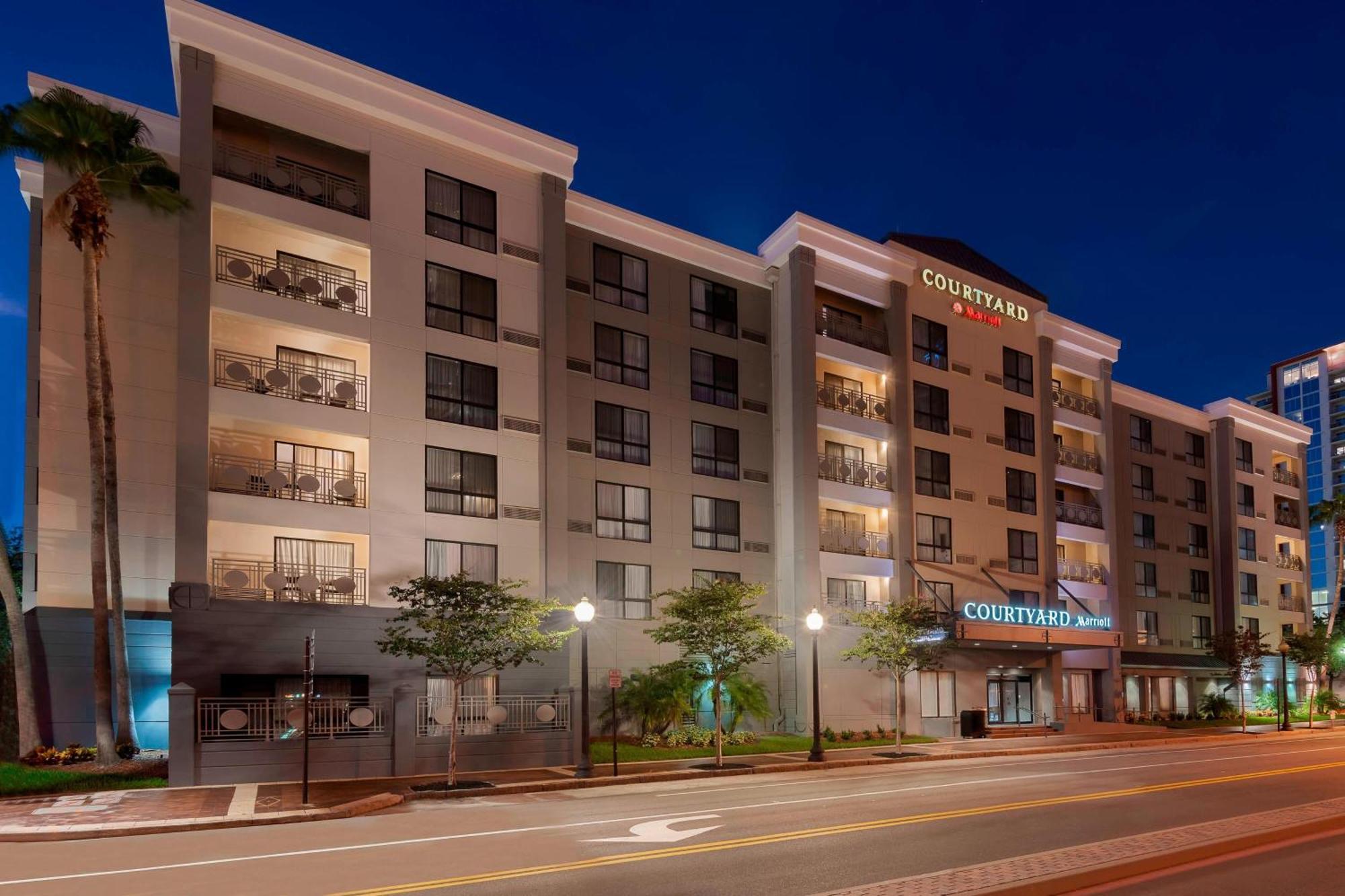 Courtyard Tampa Downtown Otel Dış mekan fotoğraf